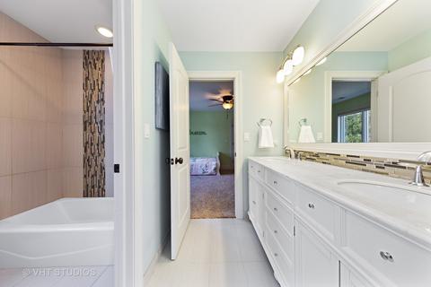 1003 S Gables Blvd, Wheaton, IL 60189 photo 23