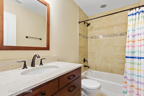 1003 S Gables Blvd, Wheaton, IL 60189 photo 21