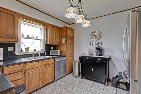 111 Sunrise Dr, Wheeling, IL 60090 photo 11