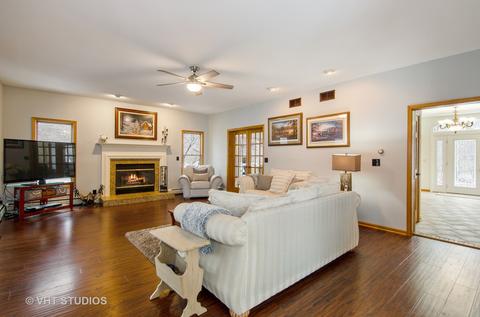 8 N664 Edgewood Rd, Elgin, IL 60124 photo 14
