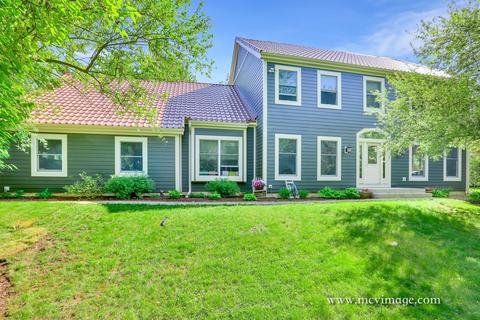 8 N664 Edgewood Rd, Elgin, IL 60124 photo 1