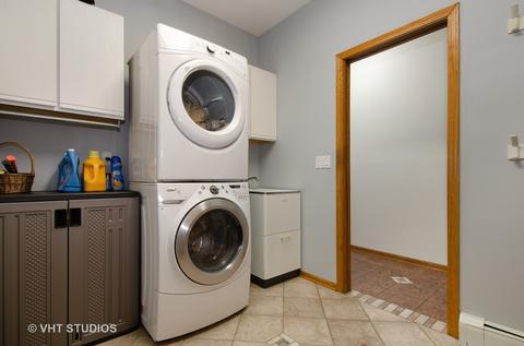 8 N664 Edgewood Rd, Elgin, IL 60124 photo 20