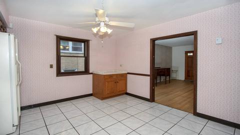 95 E Burlington St, Riverside, IL 60546 photo 13