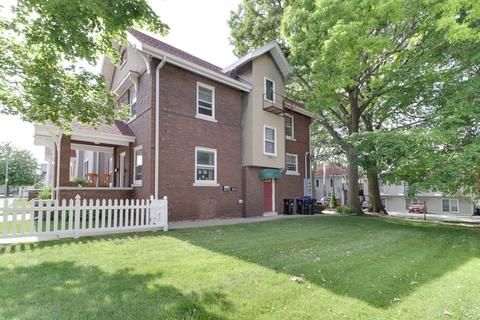 404 E Monroe St #3, Bloomington, IL 61701 photo 2