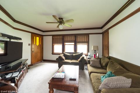 1655 E Lincoln Ave, Des Plaines, IL 60018 photo 2