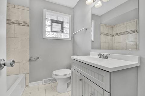 1642 E 156th St, Dolton, IL 60419 photo 22