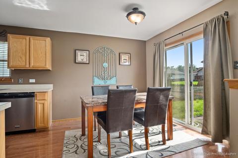1301 Bluejay Ln, Plainfield, IL 60586 photo 11