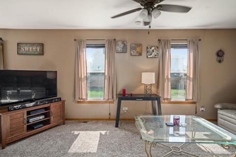 1301 Bluejay Ln, Plainfield, IL 60586 photo 8