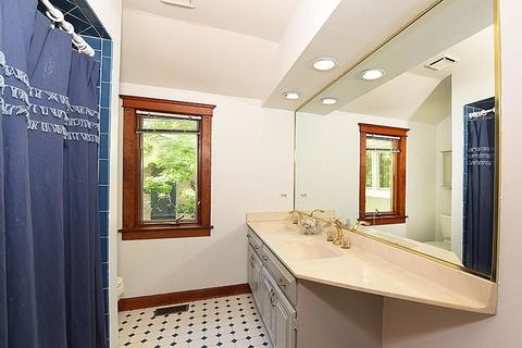 1069 Chatfield Rd, Winnetka, IL 60093 photo 25