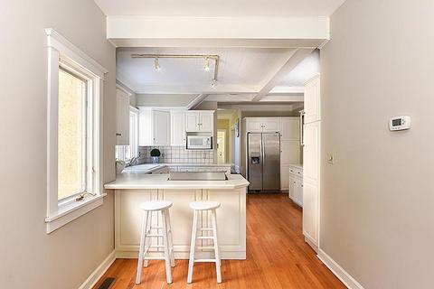 1069 Chatfield Rd, Winnetka, IL 60093 photo 17