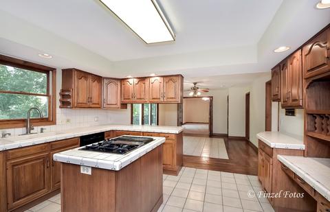 2660 Regner Rd, Mchenry, IL 60051 photo 7