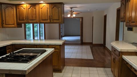 2660 Regner Rd, Mchenry, IL 60051 photo 9