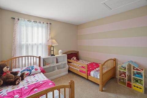 1051 Spinnaker St, Elgin, IL 60123 photo 9