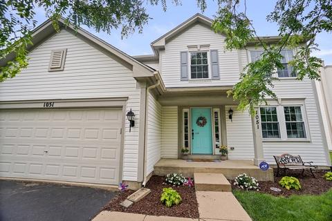 1051 Spinnaker St, Elgin, IL 60123 photo 1