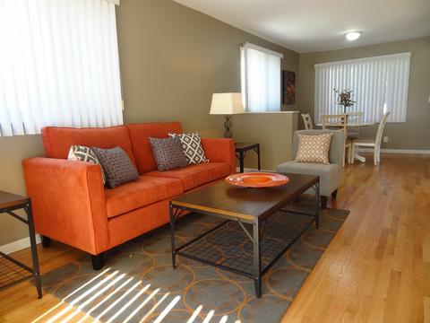 685 Ash Rd, Hoffman Estates, IL 60169 photo 14