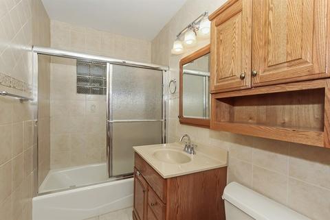 740 69th St, Willowbrook, IL 60527 photo 13