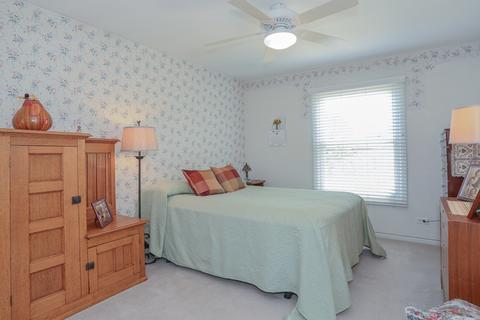 970 Rosedale Ln, Hoffman Estates, IL 60169 photo 14