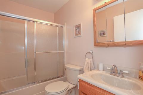 970 Rosedale Ln, Hoffman Estates, IL 60169 photo 17