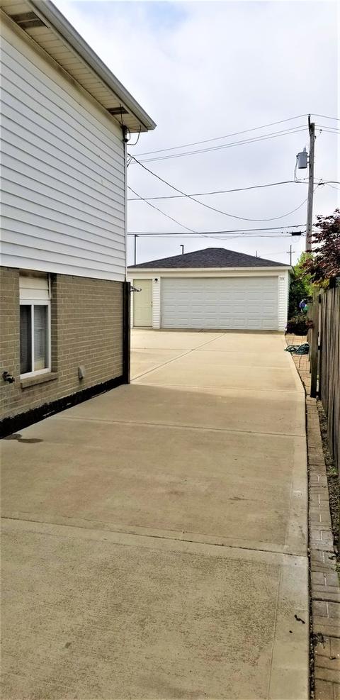 7725 W 62nd Pl, Summit, IL 60501 photo 14