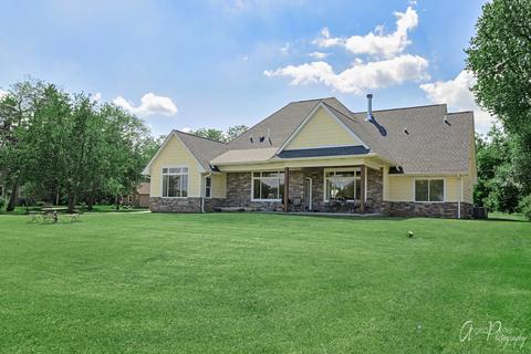 2202 Orchard Beach Rd, Mchenry, IL 60050 photo 2