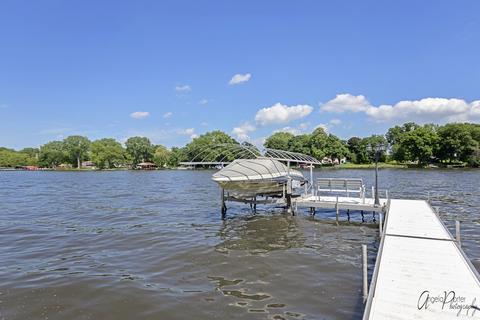 2202 Orchard Beach Rd, Mchenry, IL 60050 photo 5