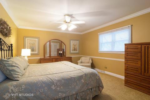 904 S Maple St, Mount Prospect, IL 60056 photo 13