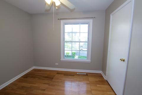 1653 Valley Forge Ct #D, Wheaton, IL 60189 photo 13