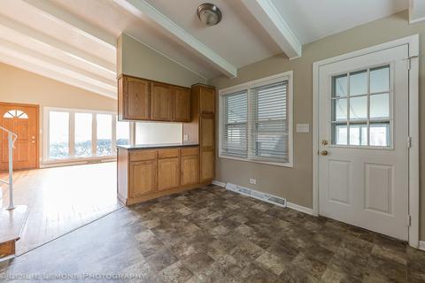 2083 Fox Ln, Des Plaines, IL 60018 photo 9