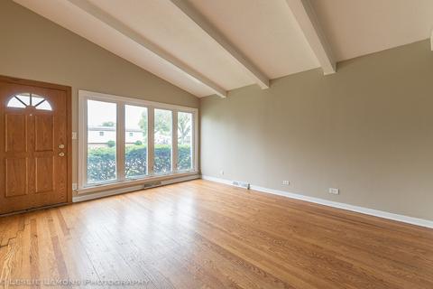 2083 Fox Ln, Des Plaines, IL 60018 photo 4