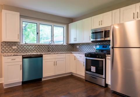 4220 Davis St, Matteson, IL 60443 photo 9