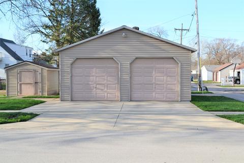 696 S Yates Ave, Kankakee, IL 60901 photo 8