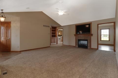2698 Sedona Dr, Normal, IL 61761 photo 4