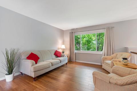 1102 Dawes Ave, Wheaton, IL 60189 photo 3