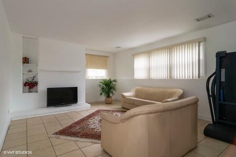 970 Concord Ln, Hoffman Estates, IL 60192 photo 15