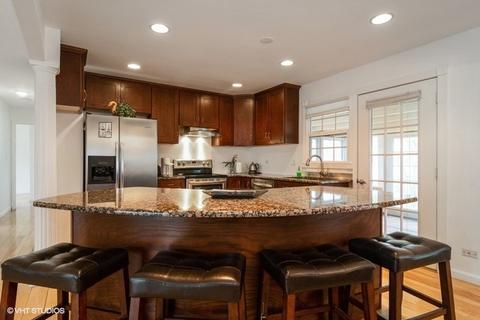970 Concord Ln, Hoffman Estates, IL 60192 photo 2