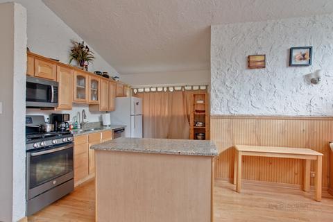 266 Edgewood Dr, Wheeling, IL 60090 photo 9