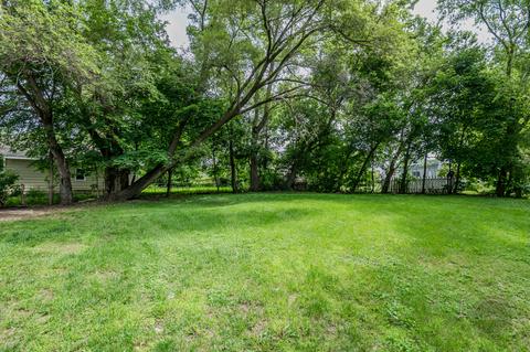 704 Dixon Ave, Elgin, IL 60120 photo 27