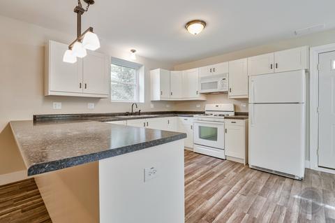 704 Dixon Ave, Elgin, IL 60120 photo 20