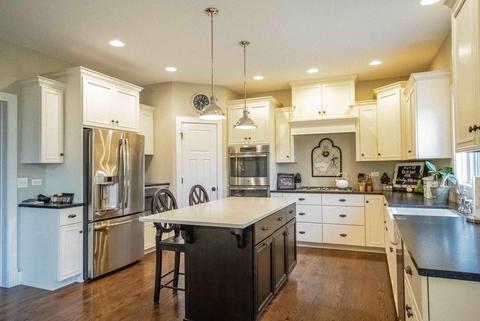 741 Winged Elm, Elgin, IL 60124 photo 4