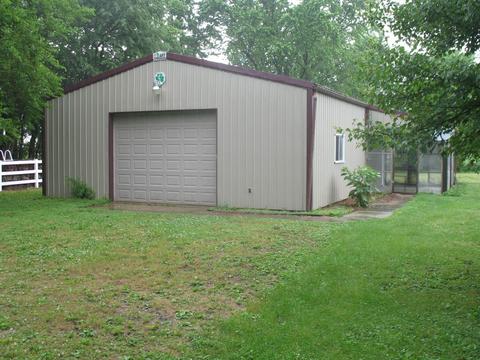 401 Chicago St, Dewitt, IL 61735 photo 1