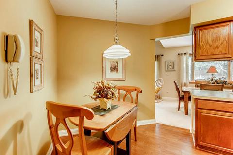 1632 Pebble Beach Dr, Hoffman Estates, IL 60169 photo 12