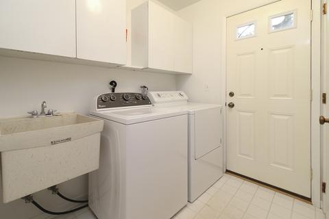 2722 Maple Ave, Northbrook, IL 60062 photo 10
