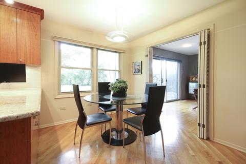 2722 Maple Ave, Northbrook, IL 60062 photo 7