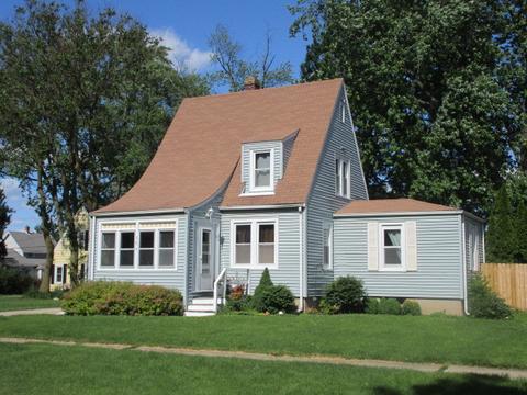 379 S Commonwealth Ave, Elgin, IL 60123 photo 1