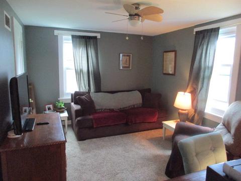 379 S Commonwealth Ave, Elgin, IL 60123 photo 10