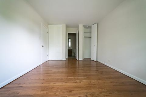 2320 Durham Dr, Wheaton, IL 60189 photo 8