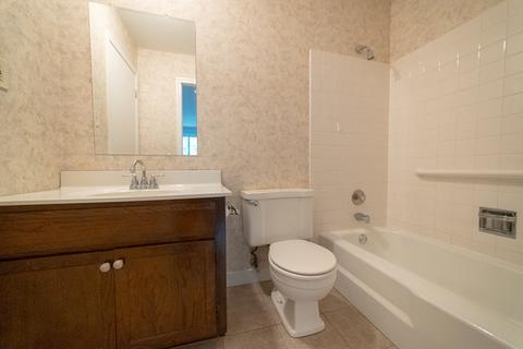 2320 Durham Dr, Wheaton, IL 60189 photo 9