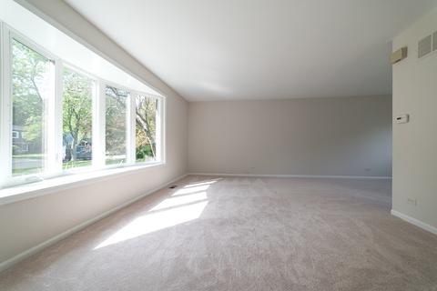 2320 Durham Dr, Wheaton, IL 60189 photo 2