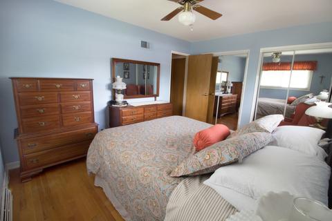 545 E Park Ave, Elmhurst, IL 60126 photo 17