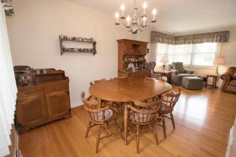 545 E Park Ave, Elmhurst, IL 60126 photo 9